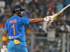 Dinesh Karthik Defends KL Rahul Over Lack of Batting Chances Dinesh Karthik Defends KL Rahul Over Lack of Batting Chances